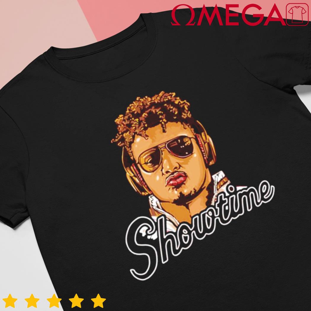 Patrick Mahomes Its Christmas Showtime Unisex Crewneck -   Israel