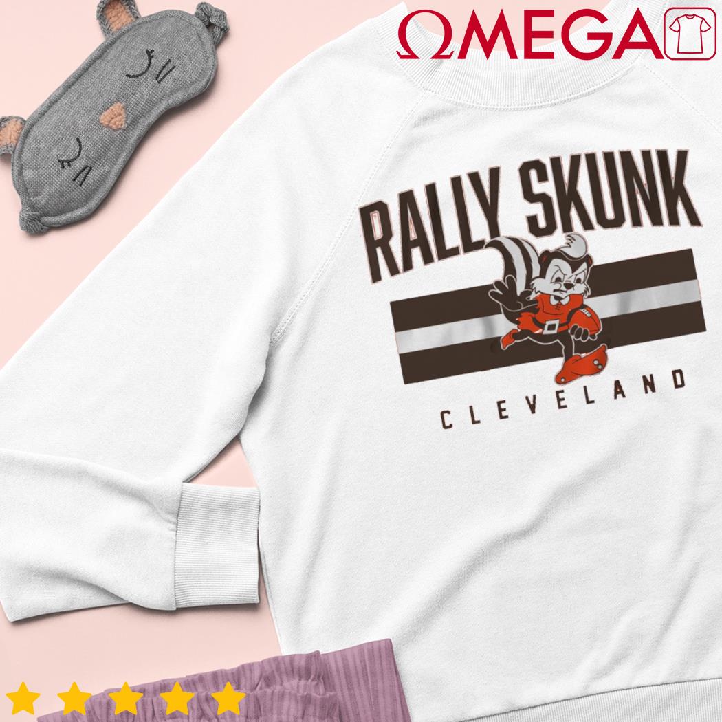 cleveland rally skunk V-Neck Unisex T-Shirt - TeeHex