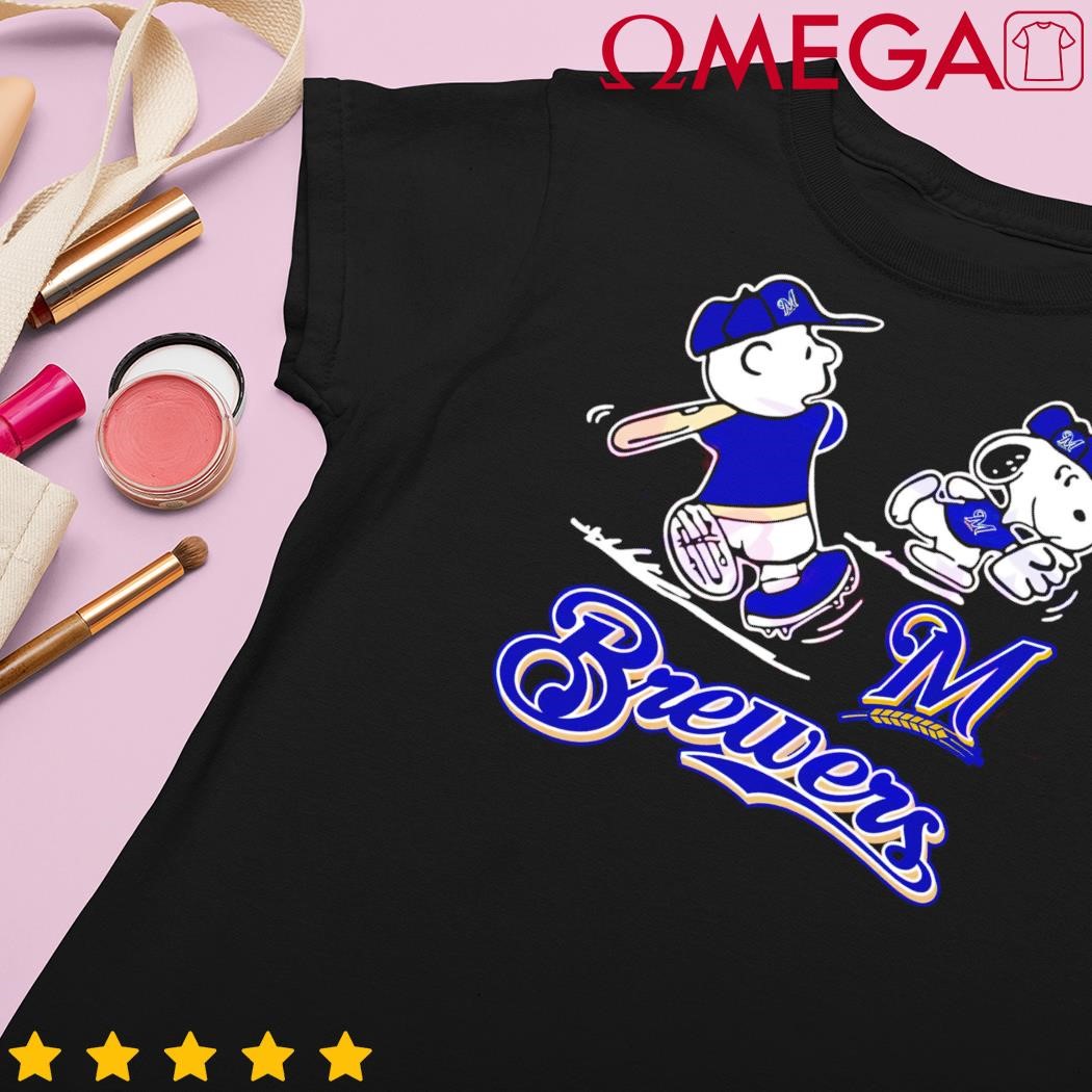 Peanuts Charlie Brown And Snoopy Playing Baseball Milwaukee Brewers shirt,sweater,  hoodie, sweater, long sleeve and tank top