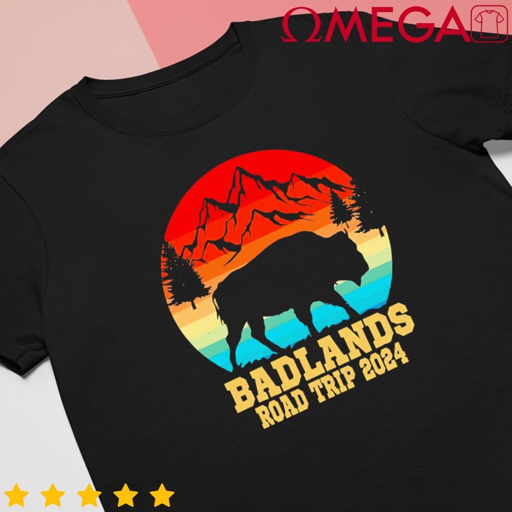 Badlands National Park South Dakota Buffalo Bison Road Trip Retro shirt